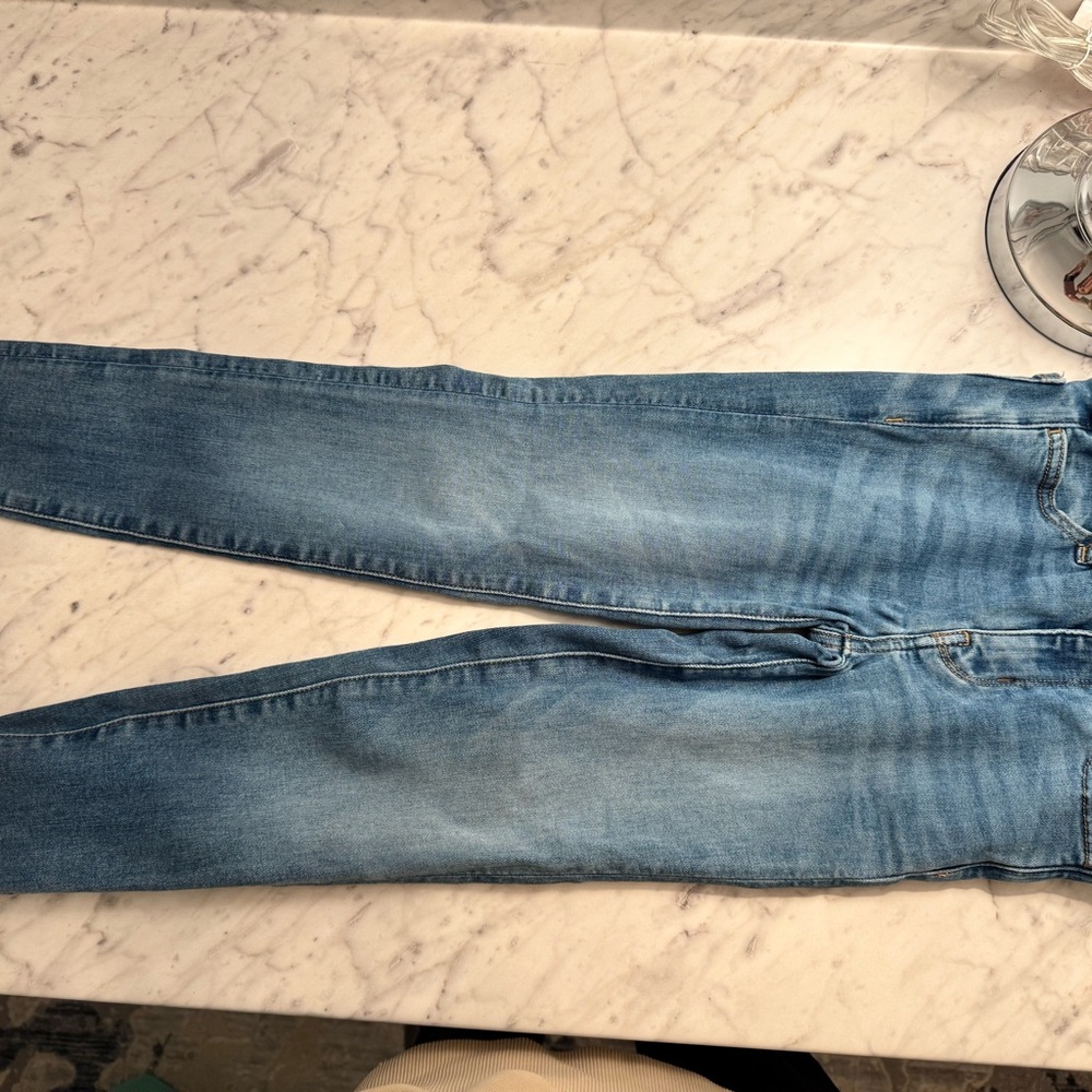 Women’s Blue Jeans